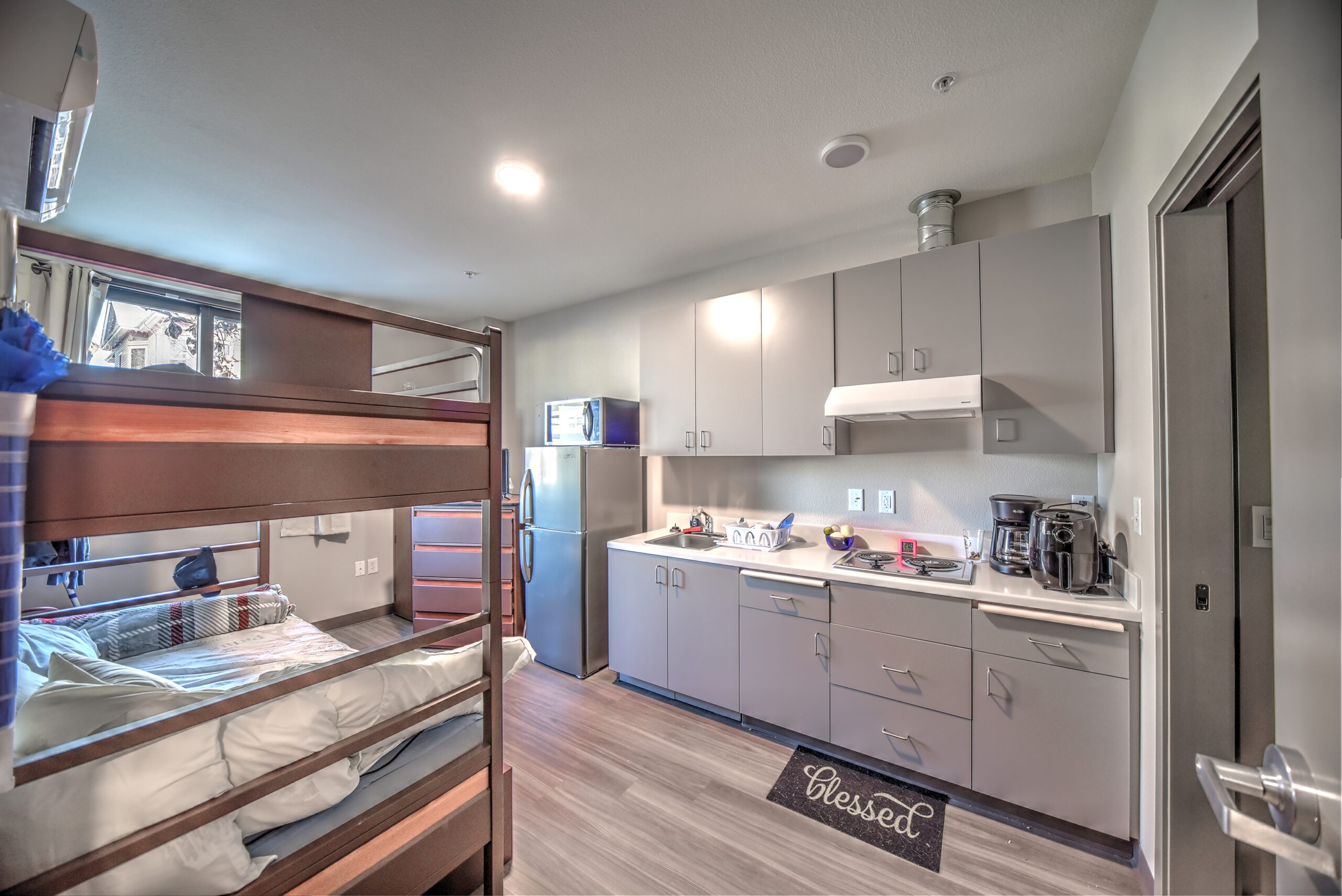 20941 GCRM Alustiza Building Remodel
