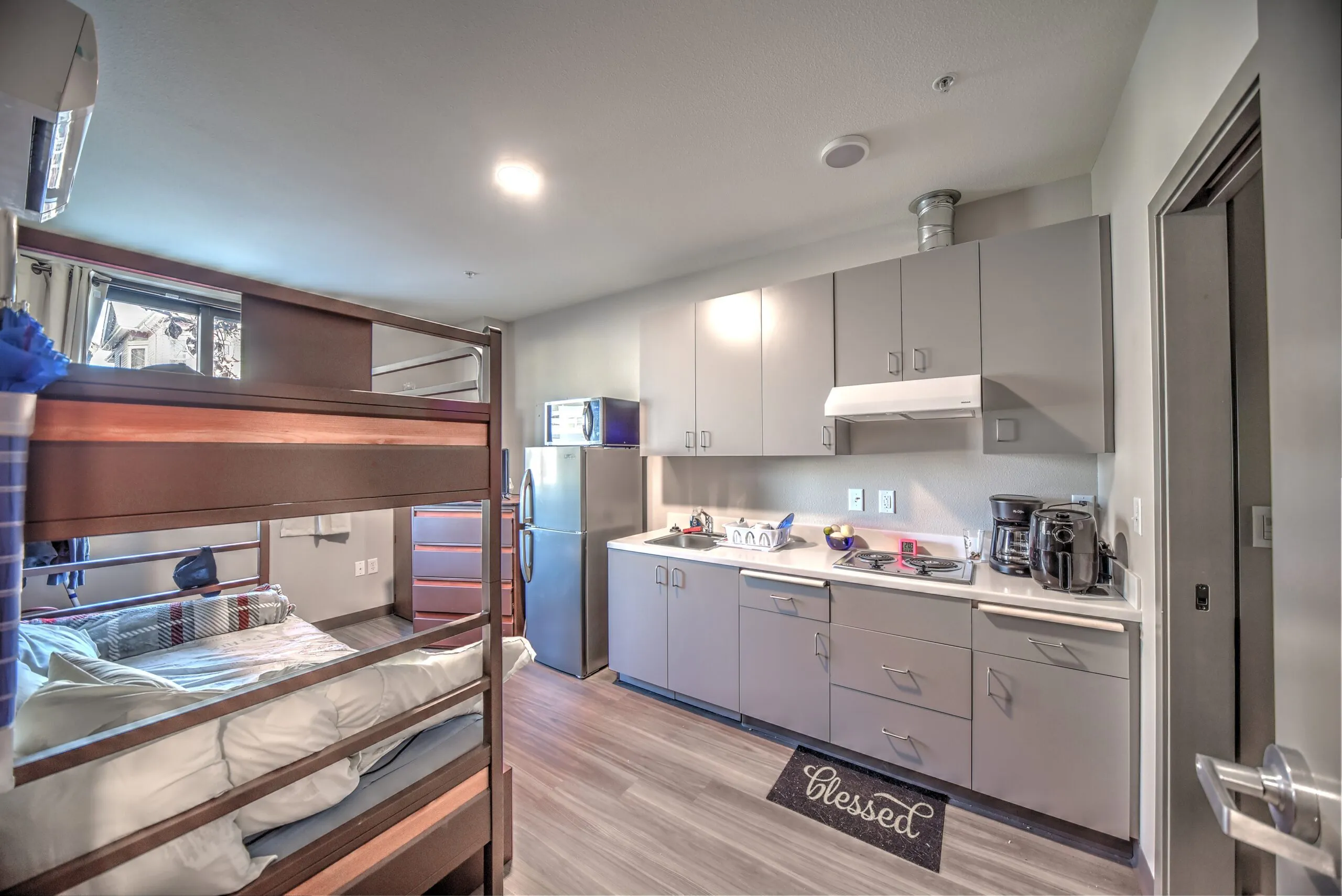 20941 GCRM Alustiza Building Remodel