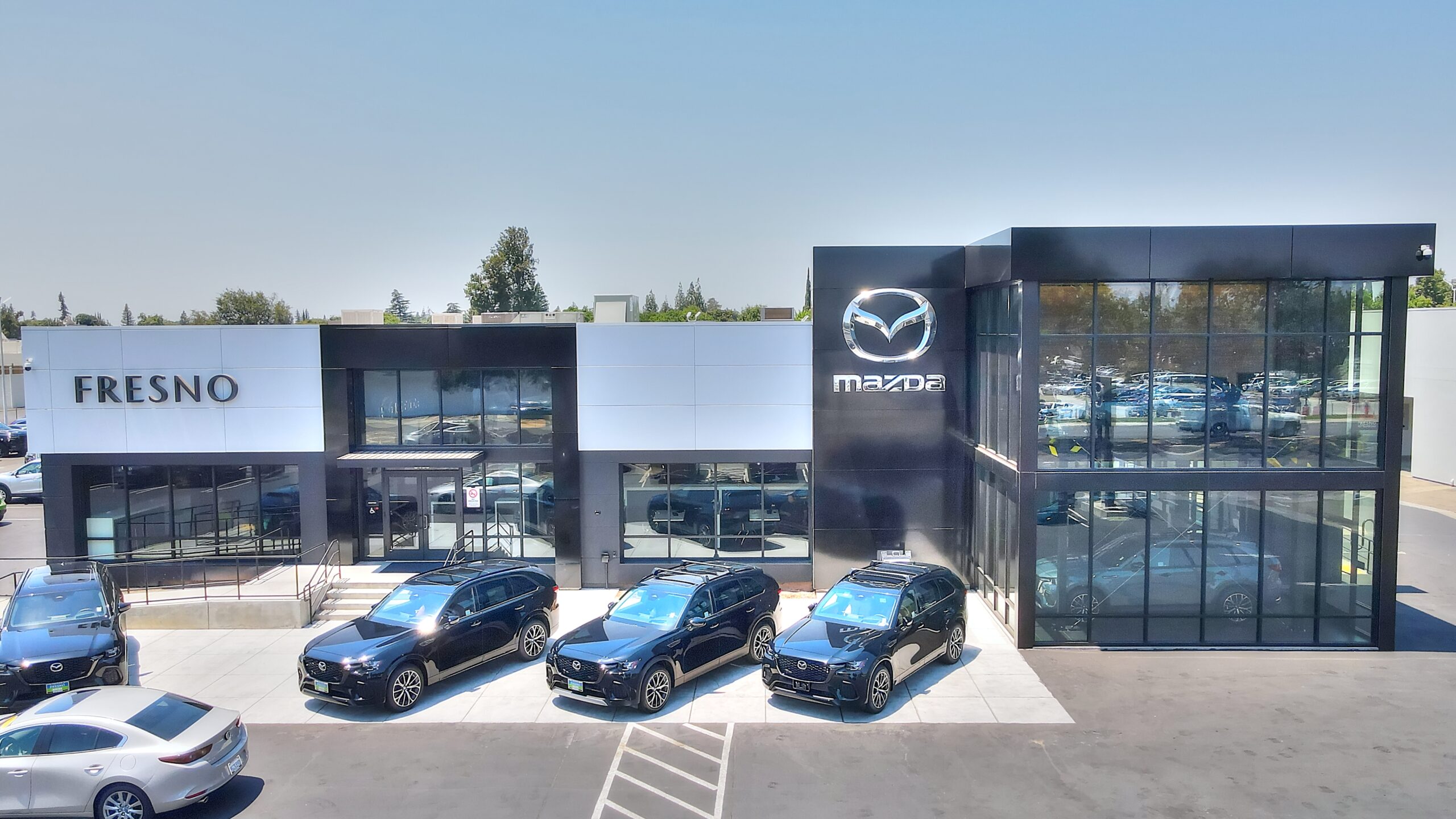 23100 Fresno Mazda