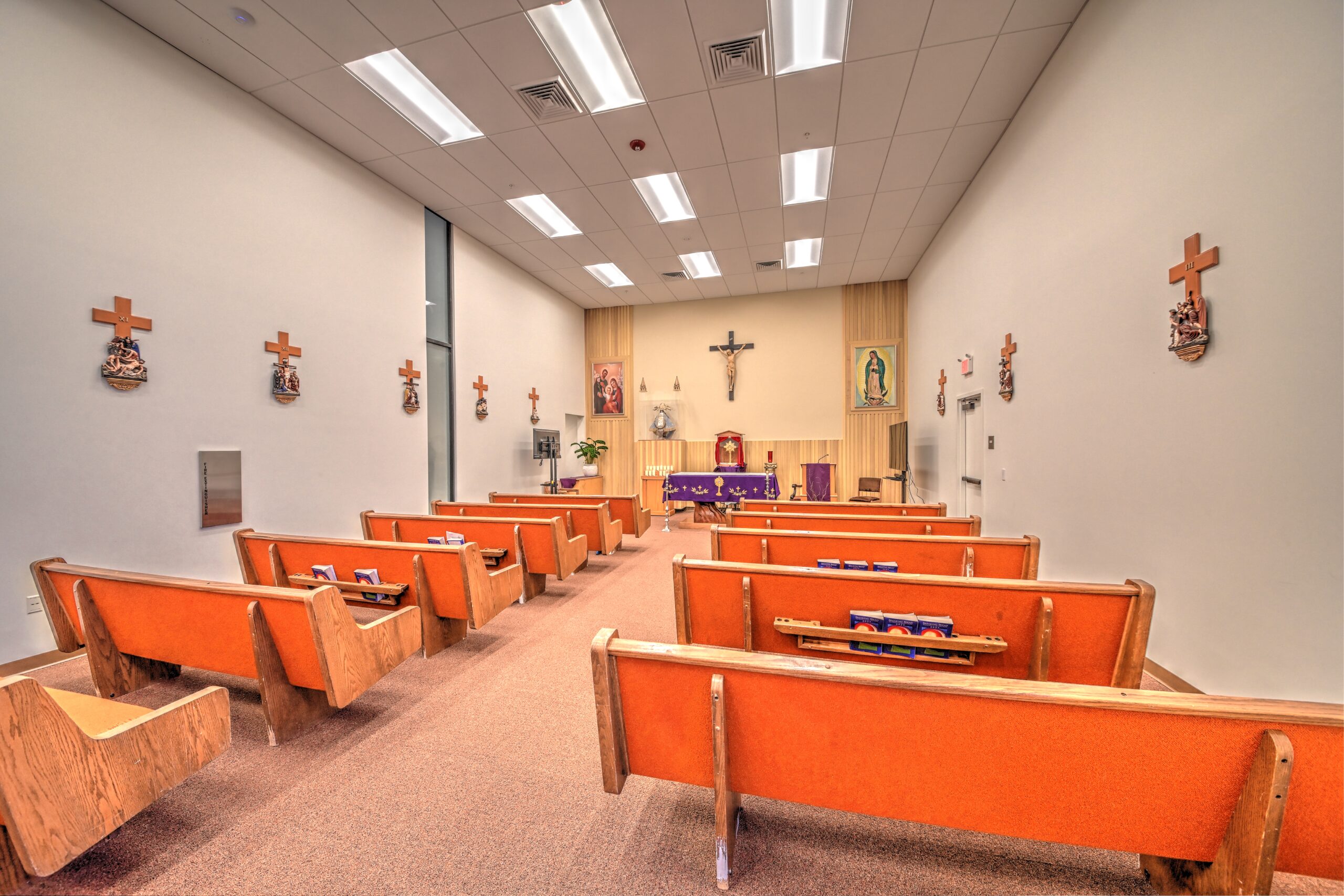 22988 Holy Family