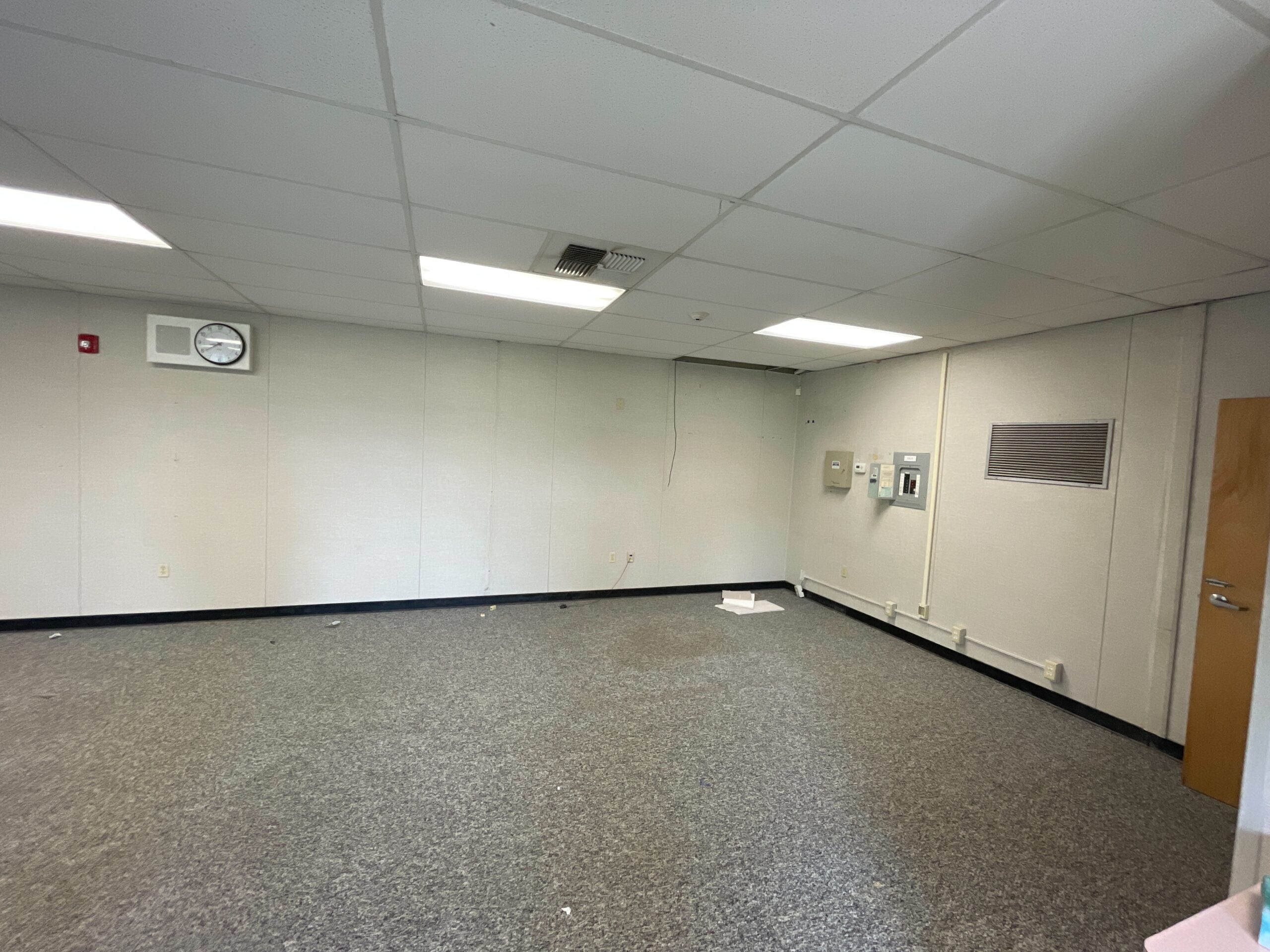 24118 Roberts Ferry