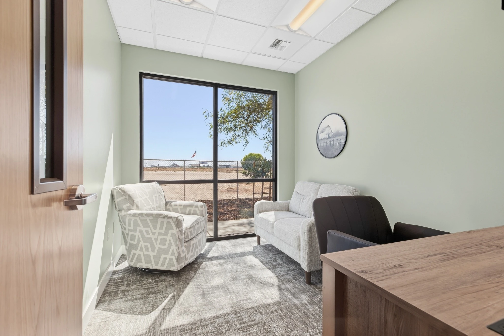 Crossroads Grace 17 - Counseling Room Desk
