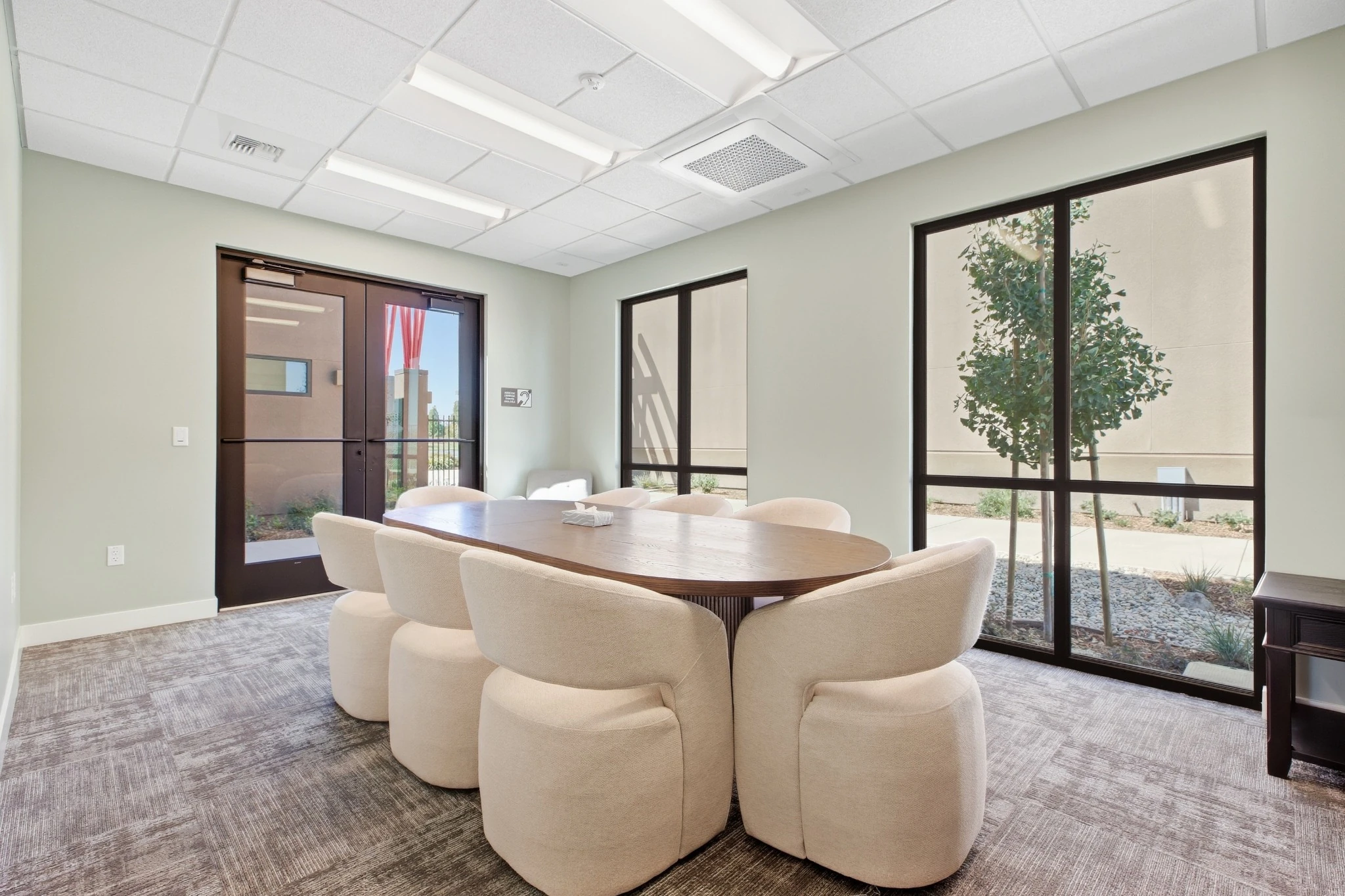 Crossroads Grace 26 - Meeting Room Table