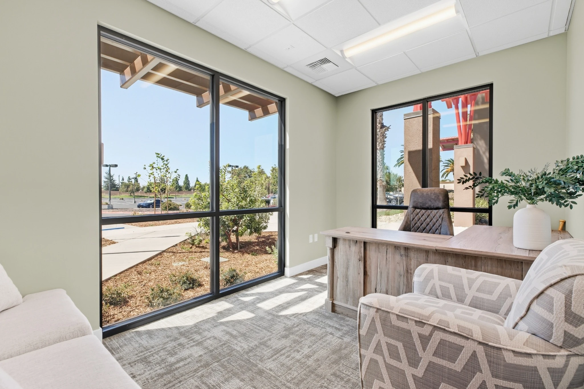Crossroads Grace 29 - Windowed Counseling Office